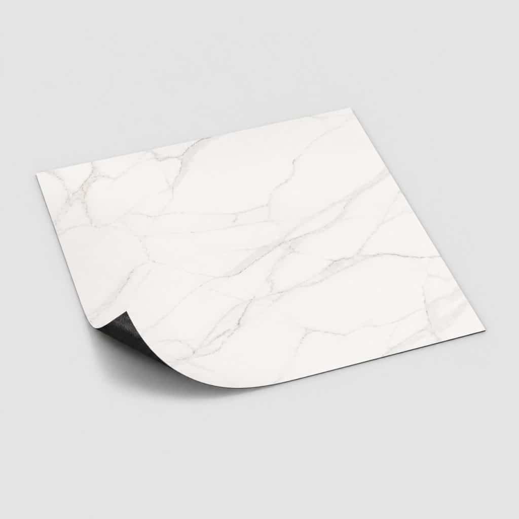 Carrelage adhesif sol, vue de face