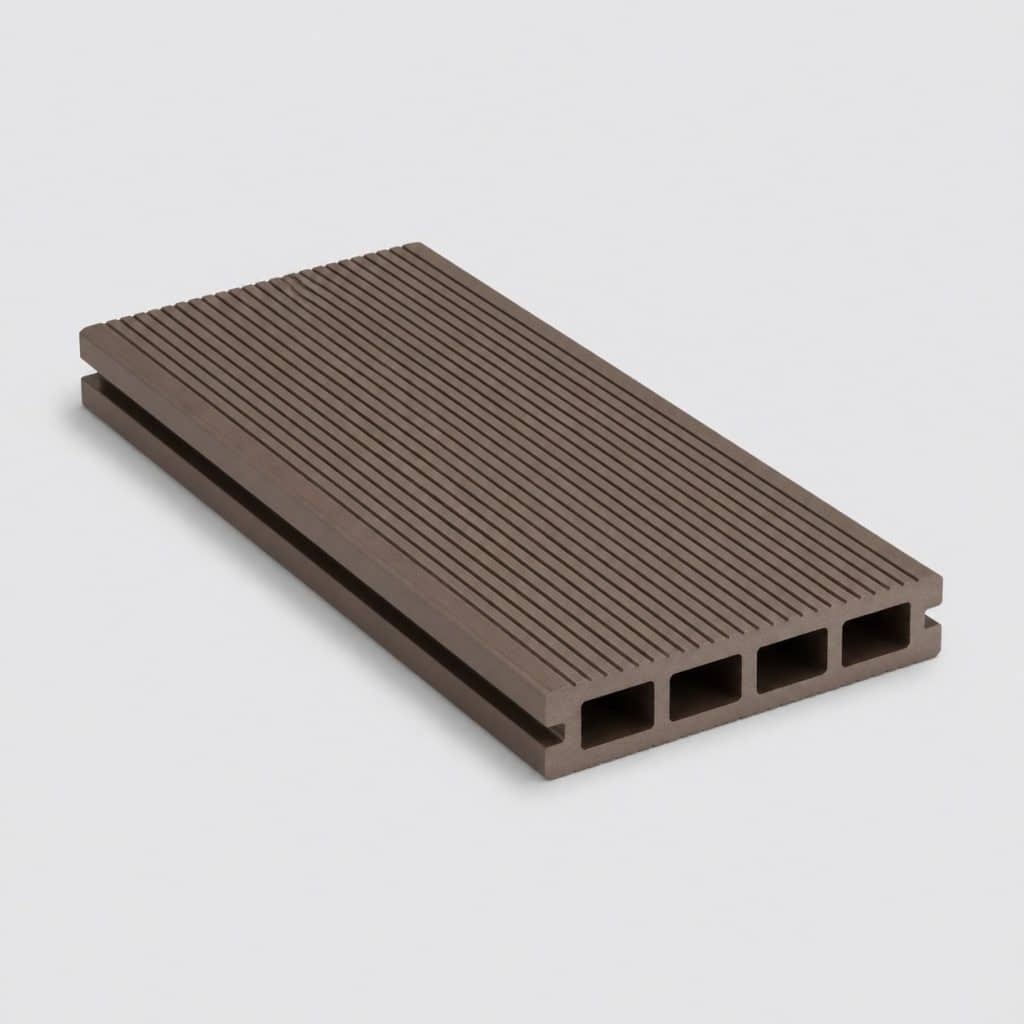 Terrasse composite extrudé, vue de face